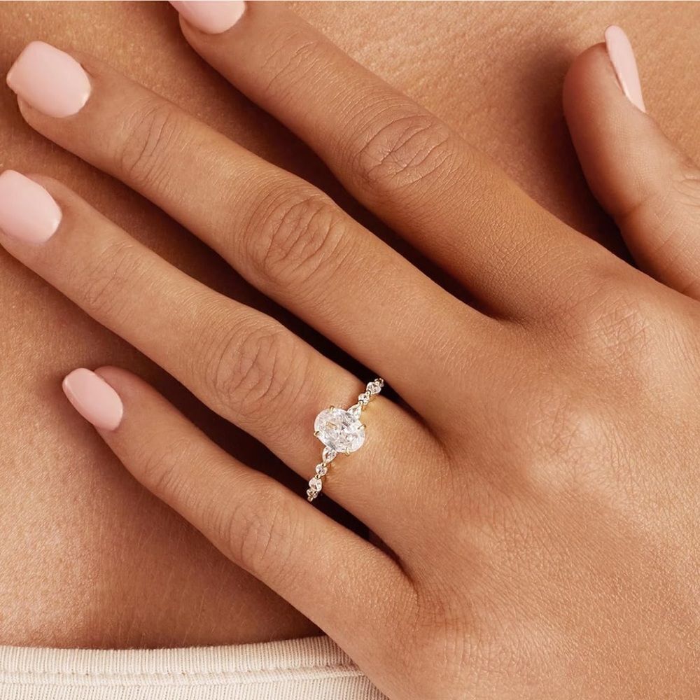 14k Goldovalengagementring